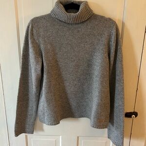 Oobe Wool Turtleneck